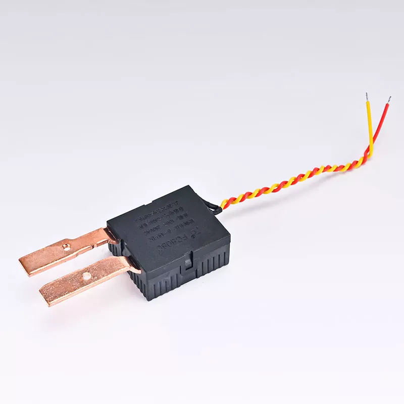 Telung fase 7P Rel Tipe Relay Latching